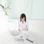 25张高清气质职业女性头像 精致高端职场形象照合集