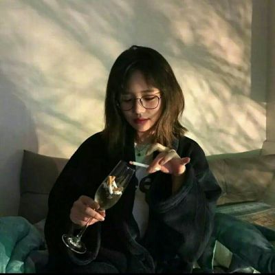 32组清新双人闺蜜头像 一人一张高清图分享