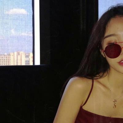 28张高清好看的女生QQ头像合集