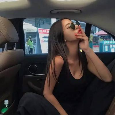 超拽霸气黑社会女老大头像合集 15张高清女生头像