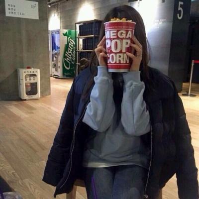 21张可爱吃货女生头像合集 高清无水印直接用