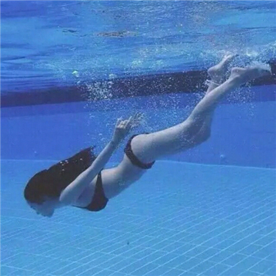 带纹身的霸气社会女生头像 16张高清最新合集