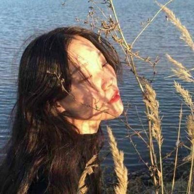 女生伤感背影侧面头像合集 10张高清图来了