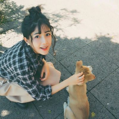 13张氛围感拉满！女生阳光微笑QQ头像高清唯美合集