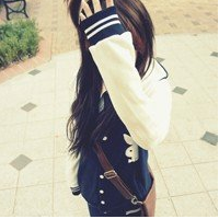 女生竖中指鄙视头像合集 9张霸气个性女生头像