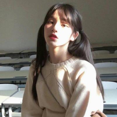 女生难过的微信头像 28张高清合集