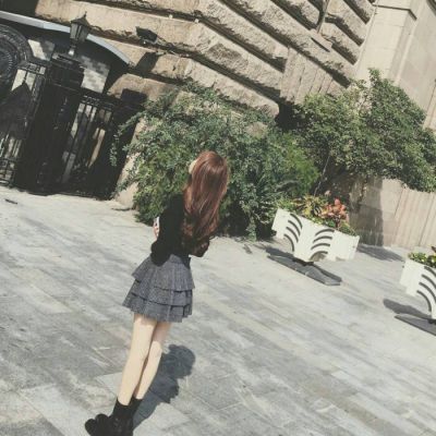 微信头像背影女生气质清新款 22张合集