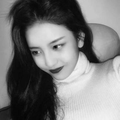 26张高冷霸气黑白女生头像 氛围感拉满的黑白女头合集