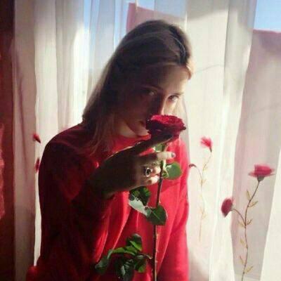 31张高清欧美风意境女生头像合集