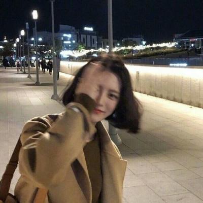 18张高清可爱漂亮的女生QQ头像合集