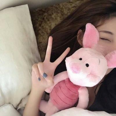 22张高清清新长发美女头像 氛围感拉满的女生头像合集