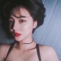 短发冷艳红唇女生头像 14张合集