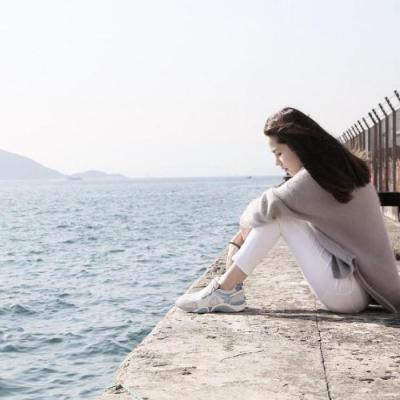 19张高清女生朦胧唯美QQ头像 氛围感拉满