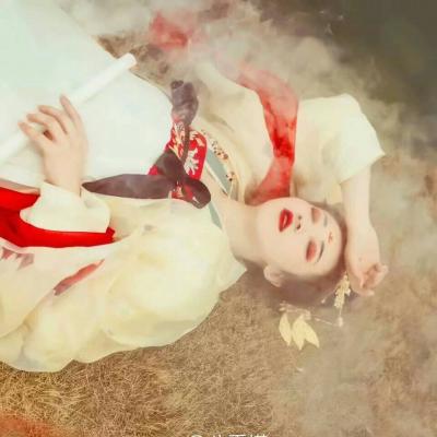 17张高清好看的真人古风女生头像