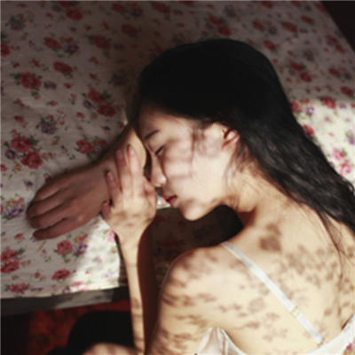 带纹身的霸气社会女生头像 16张高清最新合集