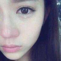 22张超有氛围感的伤心美女头像 哭到让人心疼的女生头像合集