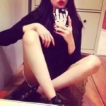 26张盘腿坐姿女生头像合集 适合当头像用