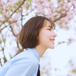 35张高清无水印清新美女微信头像 适合女生用的头像合集