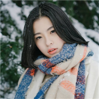 15张雪中女生QQ头像 氛围感拉满的雪景女生头像合集