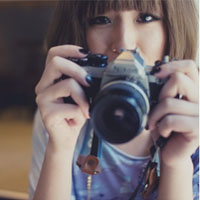 女生拿相机的小清新头像来啦，精选15张好看的图