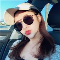 戴墨镜女生头像合集！23张气场拉满的酷飒造型