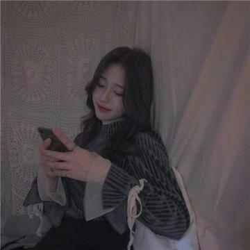 12张氛围感拉满！侧脸长发披肩女生头像高清合集