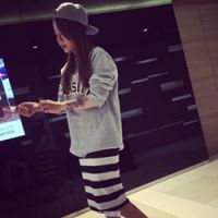 36张氛围感拉满的QQ女生全身头像 时尚又接地气的美女头像合集
