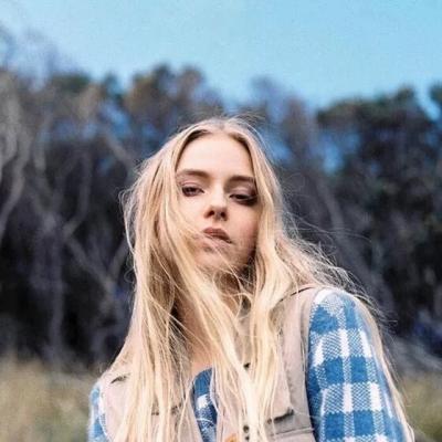 21张气质感拉满的高清欧美女生头像 个性氛围感拉满