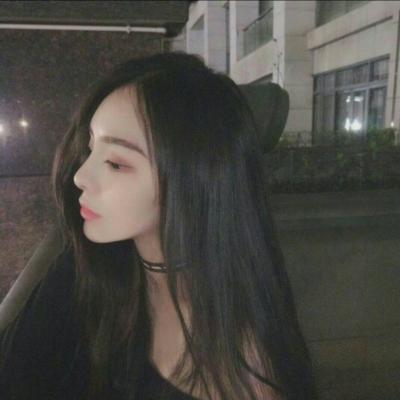 32张自带女王气场的女生头像合集