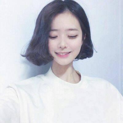 35张高清好看的女生短发微信头像合集