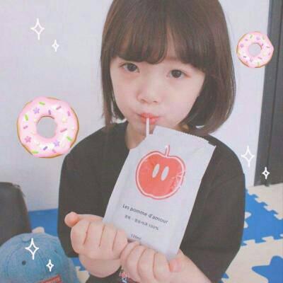 18张高清超萌小萝莉QQ头像 可爱天真感拉满