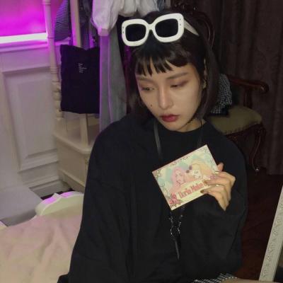 女生霸气超拽头像合集！36张高清有范儿的拽姐头像分享