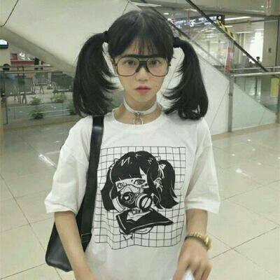 女生戴眼镜气质头像合集 23张高清氛围感美图来啦
