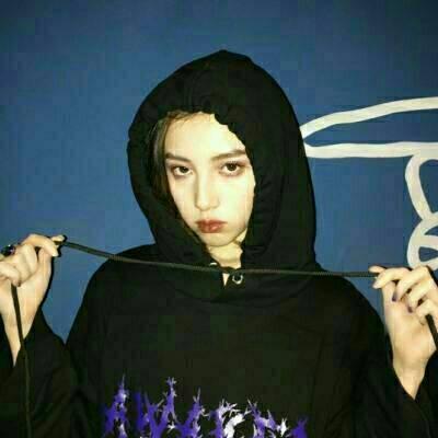 社会痞子女生头像 22张高清痞女爷头像合集来了