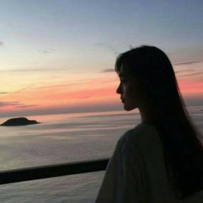 32张自带女王气场的女生头像合集