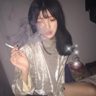 女生超拽个性头像合集！17张高清质感图直接存