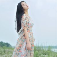 15张好看的学生风女生QQ头像 适合学生党用的头像合集