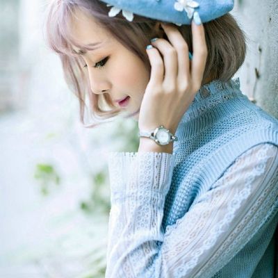 19张阳光感满满的女生微笑头像 高清唯美又好看