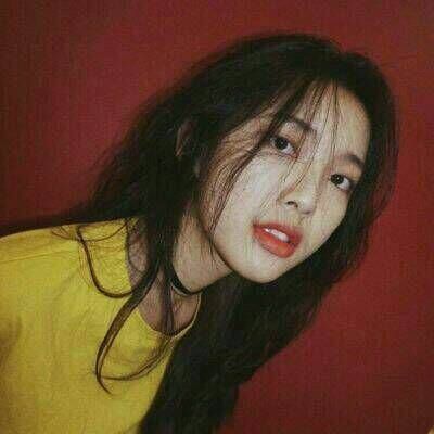 23张高清酷感个性女生头像 个性女孩头像合集