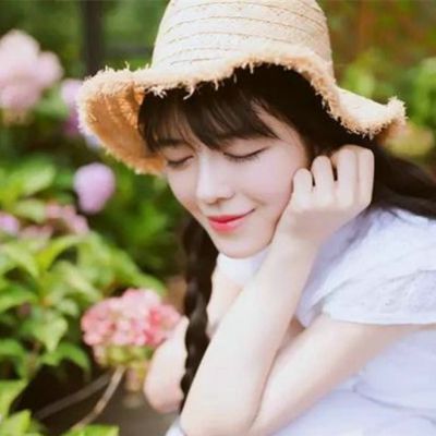 19张阳光感满满的女生微笑头像 高清唯美又好看