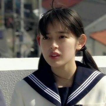 24张QQ女生颓废头像｜带着抽烟喝酒氛围感的失落情绪头像