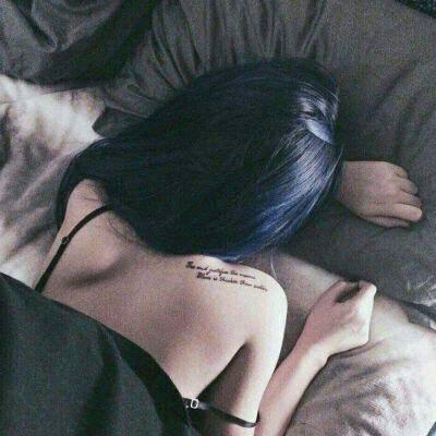 32张自带女王气场的女生头像合集