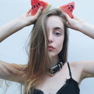 21张气质感拉满的高清欧美女生头像 个性氛围感拉满