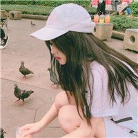 27张超飒女生戴帽背影头像 当下超流行的霸气款