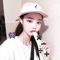 16张淡雅红唇女生QQ头像 氛围感拉满