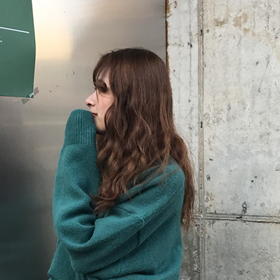 13张超拽霸气女生QQ头像 够酷的女生头像大图