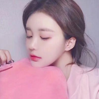 15张高清女生唯美伤感头像 氛围感拉满