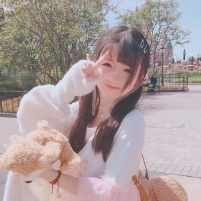 19张简约干净的白色系小清新女生头像合集