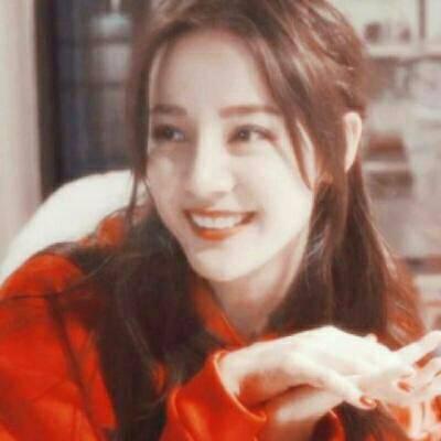 迪丽热巴卖萌可爱头像合集（29张）_明星头像