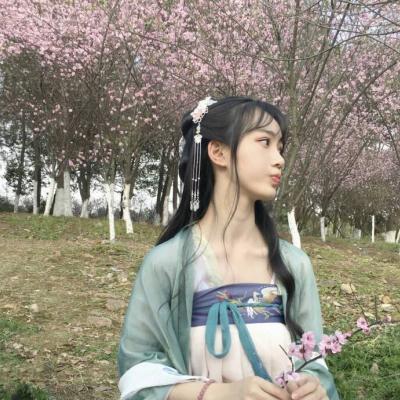26张氛围感拉满！古风淡雅诗意女生头像合集